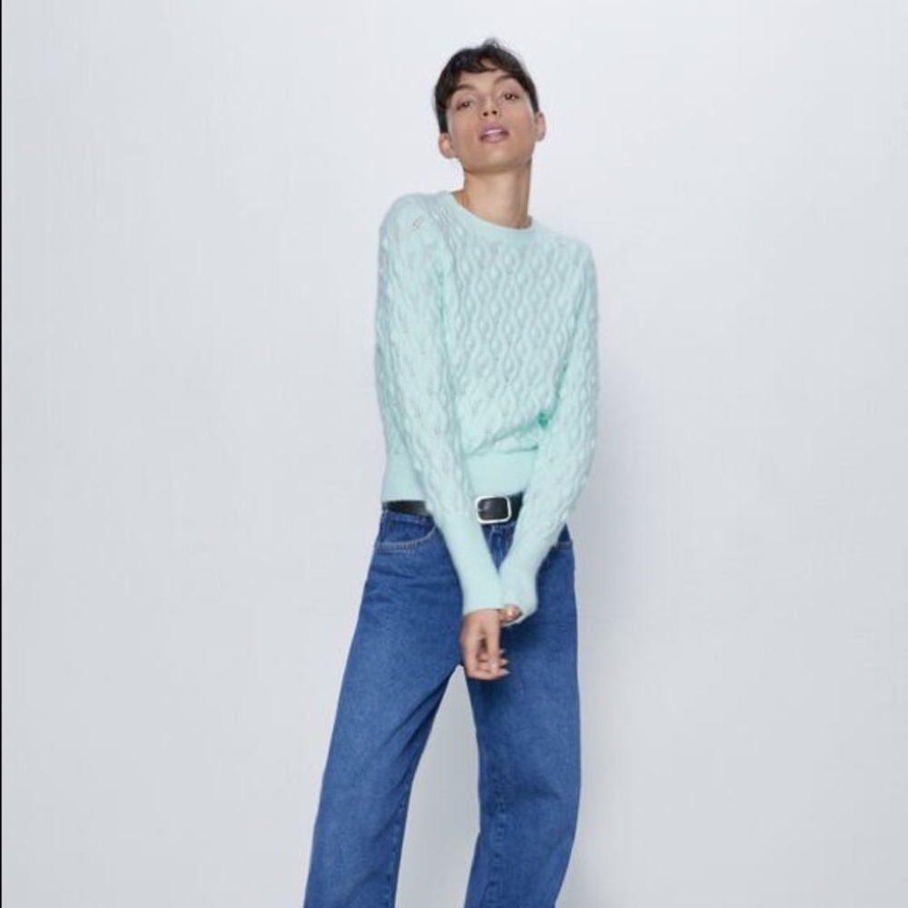⚡️MOVING SALE ⚡️ Zara cable knit sweater ⚡️MOVING SALE ⚡️
